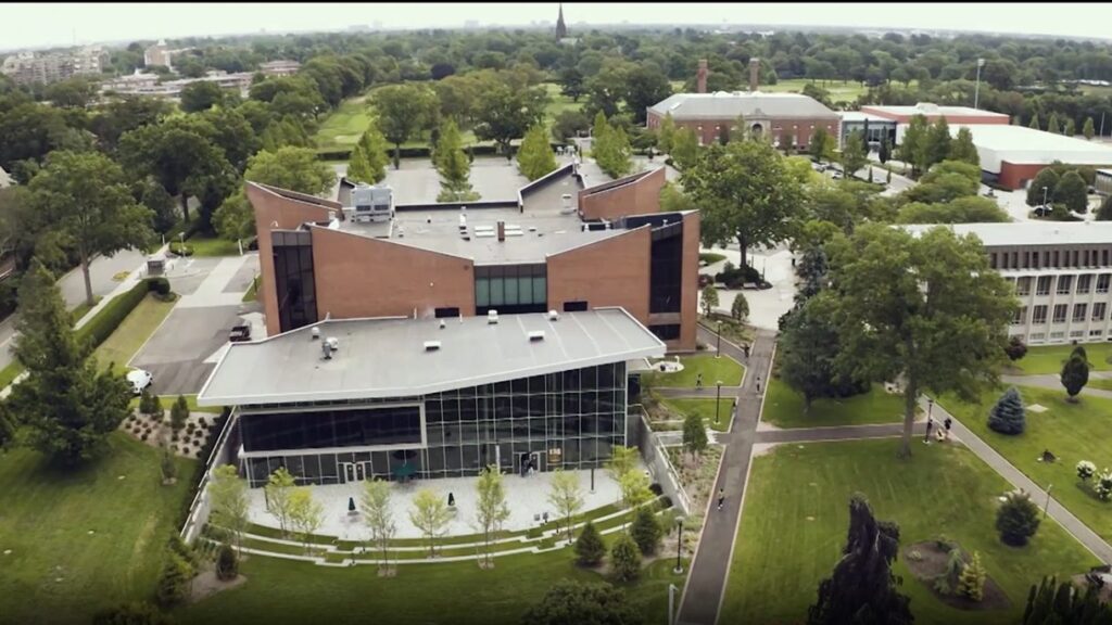 Adelphi University
