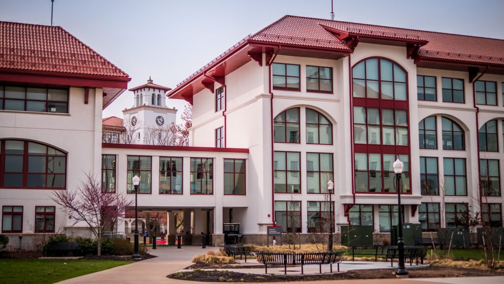 Montclair State University (Online BFA)